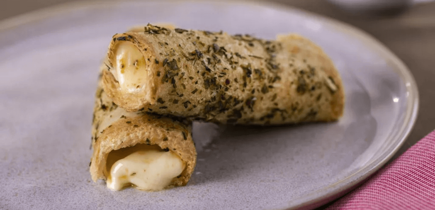 ENROLADINHO DE PÃO DE FORMA